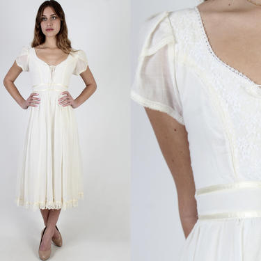 Ivory Lace Up Corset Midi Dress / Renaissance Faire Style Clothing / 70s Split Sleeve Prairie Wedding / Sheer Floral Solid Bridal Mini Dress 