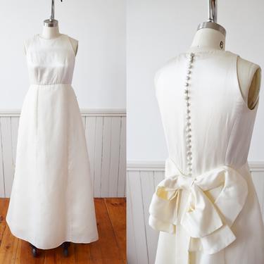 1990s Vera Wang Bridal Gown | Vintage Vera Wang Silk Organza and Silk Satin Minimalist Wedding Dress | M 