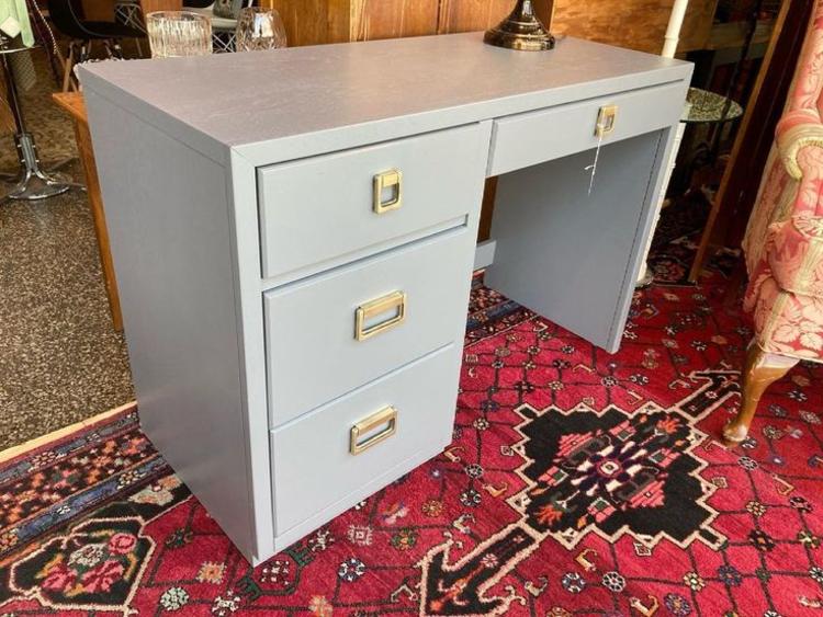 Gray painted mid century desk by Thomasville. 43” x 18” x 29” Rug is $2800 wool, 5 feet x 11 feet. 