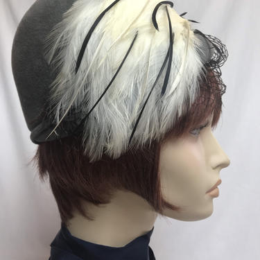 60’s 1960’s mod hat Cloche’ style 20’s inspired feather wrapped~ netted veil stylish vintage~ gray white black plumes pillbox MCM 