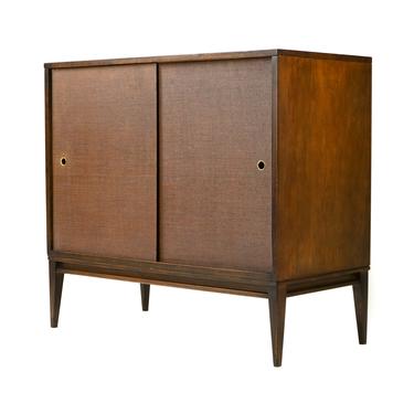 Paul McCobb Planner Group Tobacco Cabinet Model 1515 Solid Maple with Grasscloth Sliding Doors, 1950's Mid Century Modern 