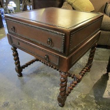 ENGLISH SIDE TABLE CHEST IN LEATHER AS IS