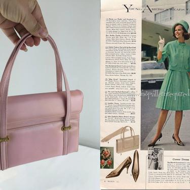 Sally & Francine On Vacation...Again - Vintage 1950s 1960s Small Baby Pink Leather Handbag Purse 