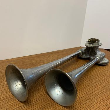 Vintage 1950s Safety Horn 