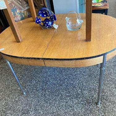 Art Deco dining table. Has one 12” leaf!. 51.5” x 36” x 29.5” without leaf