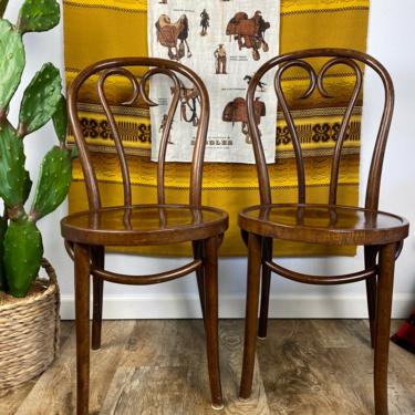 Set of 2 Vintage Thonet Bentwood Chairs 