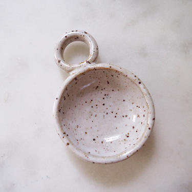 Mona Scoop in White // handmade ceramic tea coffee and spice scoop 