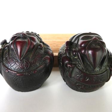 Pair Of Vintage Red Resin Chinese Decorative Sculpture Figurines, Asian Good Luck And Fortune Gifts 