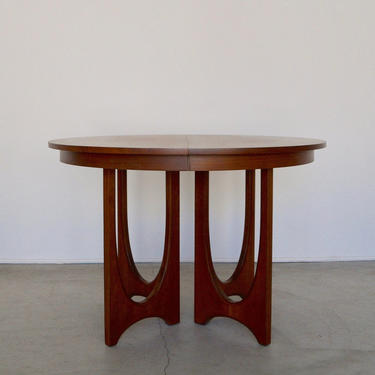 Gorgeous 1960's Mid-century Modern Broyhill Brasilia Dining Table w/ 2 Leaves - Professionally Refinished! 