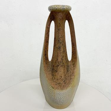 Speckled Pottery Sculptural Modernist Vase by Chico Ribeiro Munoz BRAZIL 