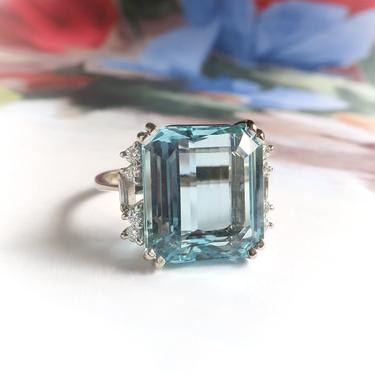 Vintage 1960s 6.91ct t.w. Emerald Cut Aquamarine Mixed Cut Diamond Ring 18k White Gold 