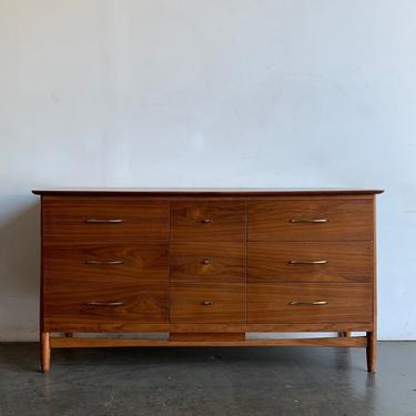 Nine drawer dresser by LA period 