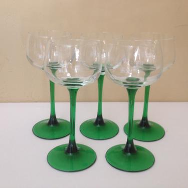 Lovely Vintage (6) Arcoroc France Wine Cordial Glasses set Green Stemmed 