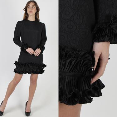 All Black Evening Dress / 80s Avant Garde Wiggle Dress / Dark Abstract Floral 3D Ruffle / Date Night Gothic Wiggle Mini Dress 