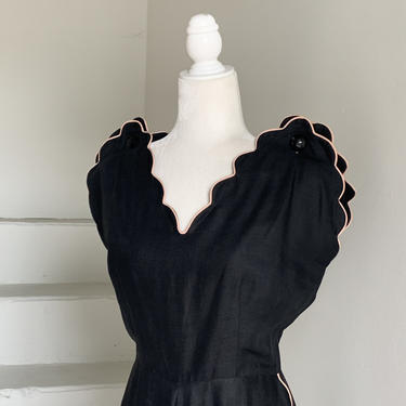 Precious 1940s Black Heart Bodice Sun Dress Rayon Linen Full Skirt Pink Piping 34 Bust Vintage 