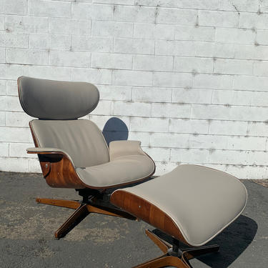 Mid Century Modern MCM Eames Inspired Lounge Chair Armchair Ottoman Footrest Seating Vintage Furniture Plycraft Bentwood Style Recliner MCM 