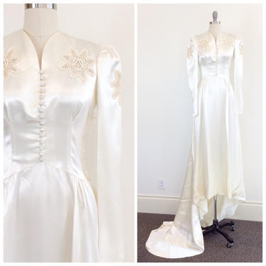 40s Ivory Satin Wedding Dress / 1940s Vintage Long Sleeve Wedding Gown with Train / Small to Medium 