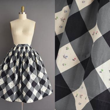 vintage 1950s skirt | Adorable Bold Black & White Cotton Plaid Print Sweeping Full Skirt | Medium | 50s vintage skirt 