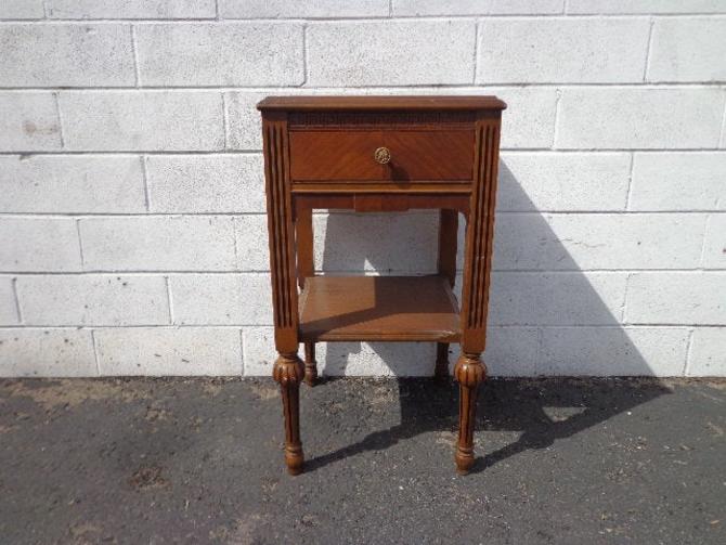 Traditional Vintage Nightstand Antique, Antique Wood Bedside Tables