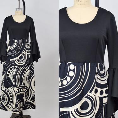 Vintage 1970s Black & White Deco Psychedelic Print Maxi Dress, 70s Maxi Dress, Vintage Handkerchief Sleeves, Mod Art Deco, Size Medium by Mo
