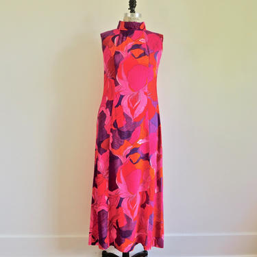 Vintage Hot Pink Purple Hawaiian Print Long Maxi Dress Mod Barkcloth Sleeveless Resort Luau Alice Medium 