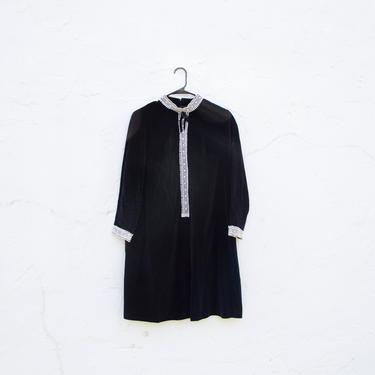 vintage | 60s dress | velvet | lace detail | International Ladies’ Garment Workers’ Union 