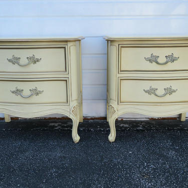 French Painted Serpentine Pair Nightstands Side Tables by Dixie 1584