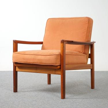 Danish Walnut Easy Chair - (320-048.3) 