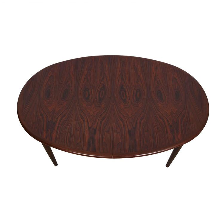 Stunning Danish Rosewood Large Oval Expanding Dining Table