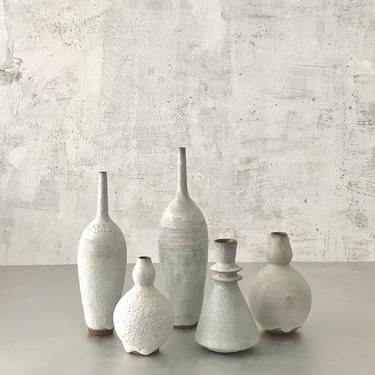 SHIPS NOW- Seconds Sale- set of 5 glaze test mini bud vases- crater white matte glaze- sara paloma pottery- rustic modern mid century vases 