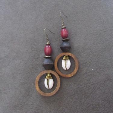 Cowrie shell earrings, wooden hoop earrings, African jewelry, Afrocentric earrings, seashell earrings, exotic ethnic earrings, red earrings 
