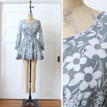 vintage 1970s floral minidress • boho gray & white flirty babydoll dress with ruched waist and puff sleeve 