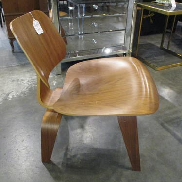EAMES PLYWOOD CHAIR