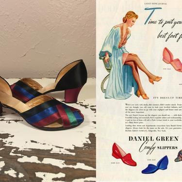 Our Most Elegant Mother - Vintage 1940s Black Red Blue Green Satin Boudoir Shoes Heels Shoes - 7 