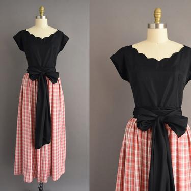 vintage 1950s dress | Gorgeous Scallop Neckline Red Plaid Print Holiday Party Dress | Medium Large | 50s vintage dress 