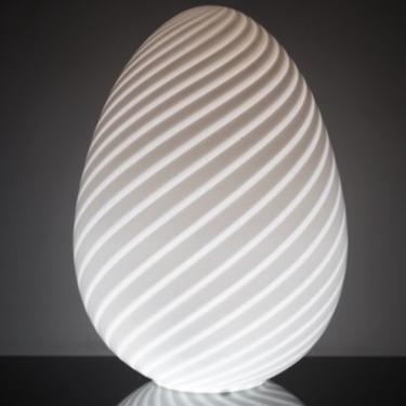 Large Vintage VETRI Murano Glass Egg Lamp