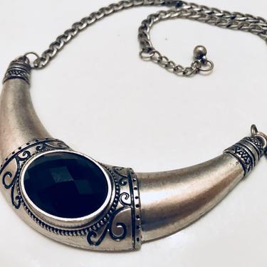 Tribal Horn necklace by TreasureInYourChest