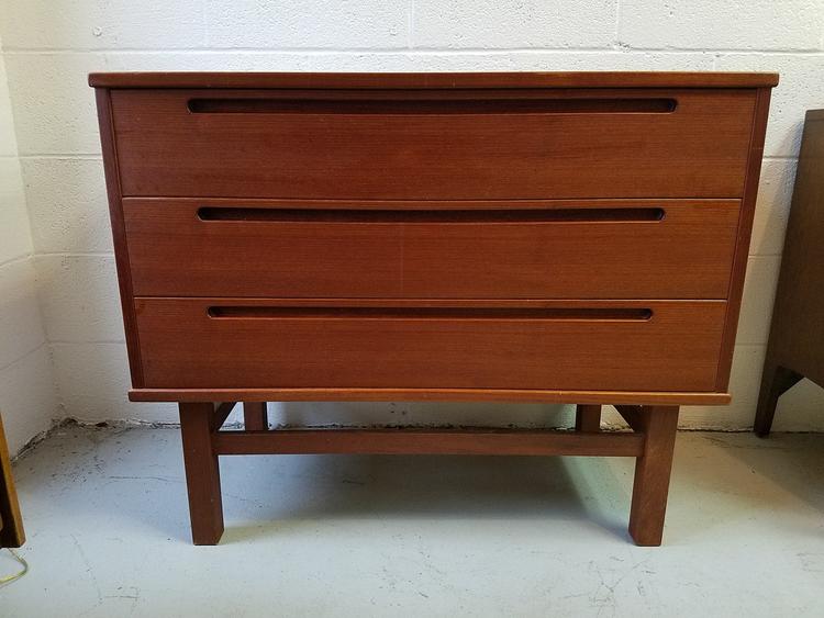 Nils Jonsson Small Chest of Drawers