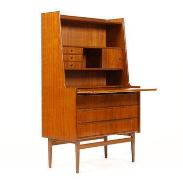 Danish Modern / Mid Century Teak Secretary Desk / Bookcase — Scalloped drawer pulls 