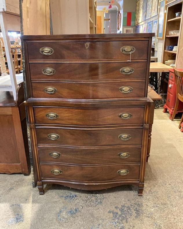 Dixie furniture company 7 drawer mahogany chest.  34.5” x 18” x 50.5”