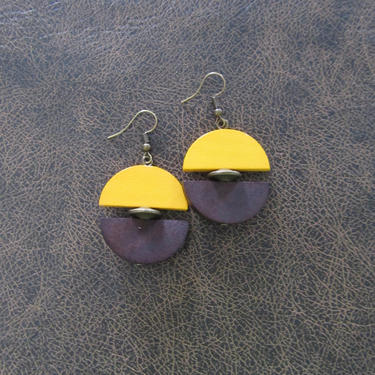 Two toned brown and yellow wood and brass earrings, geometric earrings, Afrocentric jewelry, African earrings, mid century modern earrings 