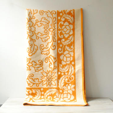 Vintage Wool Blanket, Orange and White Wool Blanket, Bed Blanket, Soft Wool Blanket, Floral Blanket 