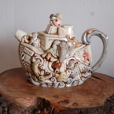 Harmony Kingdom Cardew Design Harmony Kingdom YT42HK Ark Teapot Numbered Limited Edition 2570/4850 Made in England ~ Excellent Condition 