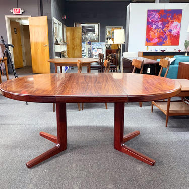 Rosewood extension dining table