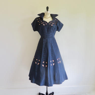 Vintage 1950's Navy Blue and Pink Taffeta Fit and Flare Party Dress Full Skirt Soutache Trim Evening Rockabilly Swing 32&amp;quot; Waist Medium 