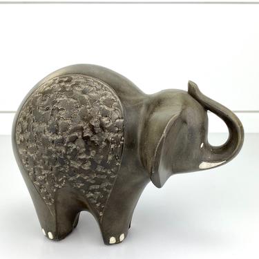 Vintage Freeman McFarlin Pottery Elephant Mid Century Modern Figurine USA 194 Art Sculpture Statue 