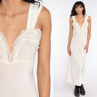 1950s Romantic Nightgown Vintage 50s White Sheer Chiffon Embroidered Negligee