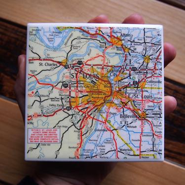 1967 St. Louis Missouri Map Coaster. St Louis Map. Vintage Missouri Décor. City Gift. Missouri Coaster. STL Gift. Midwest Décor Gateway Arch 