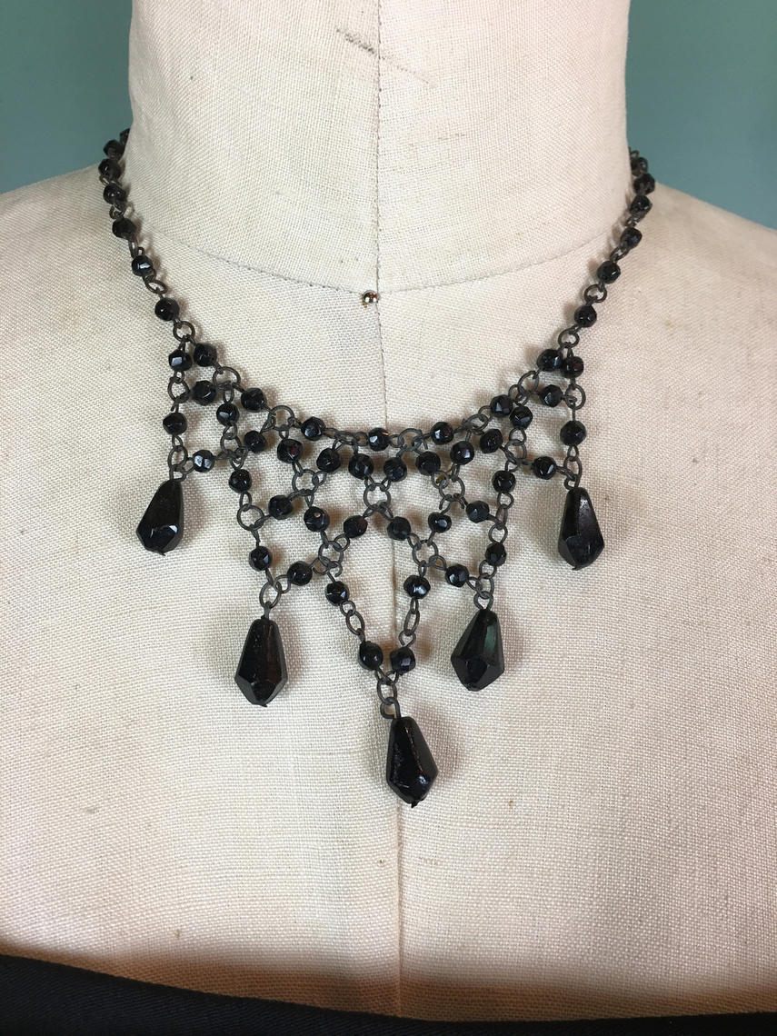 #30,690 Stunning VictorianBeaded Necklace