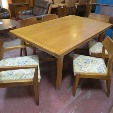 Vintage MCM Walnut dining table and 6 chairs